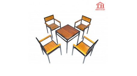 Mua bộ bàn ghế gỗ cafe giá rẻ Hà Nội cao cấp