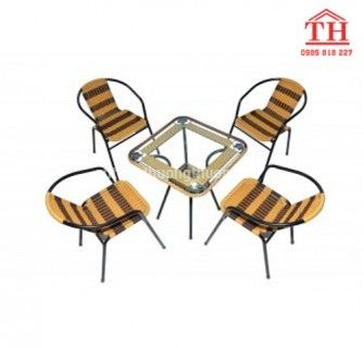 Bàn ghế sắt cafe giá rẻ đẹp gọn gàng dễ sử dụng nhất