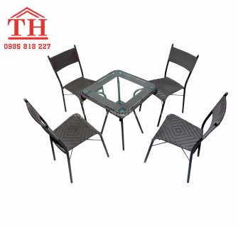 bàn ghế cafe nhựa giả mây đơn giản 2019