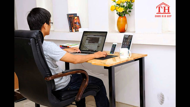 Một số mẫu bàn làm việc dài 80cm tại Thưởng Thưởng